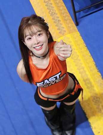 ▲倪喧重回到啦啦隊的行列。（圖／經紀人提供，翻攝倪喧IG）