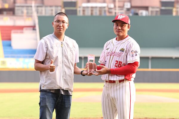 ▲▼二軍全壘打王-鄭鎧文。（圖／中職提供）