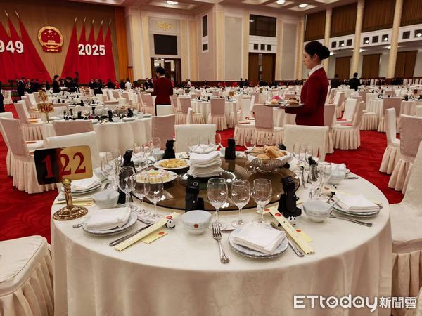 ▲▼  陸建政76週年招待會外賓餐桌           。（圖／記者任以芳攝）