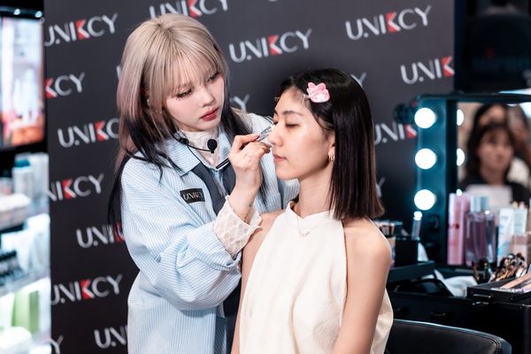 ▲▼PONY愛用彩妝。（圖／品牌提供）