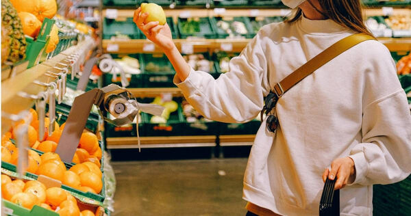 不少人都曾說，逛賣場或美妝店會想上大號。（示意圖／Pexels）