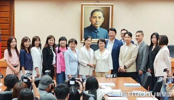 ▲教育文化委員會1日確定召委由民眾黨立委劉書彬、民進黨立委陳秀寳擔任。（圖／記者陳煥丞攝）