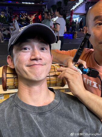 ▲台灣藝人祝賀大陸十一國慶。（圖／翻攝自微博）