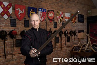 化身中世紀劍士!奇美博物館首辦兵器實作體驗 30名額限量開放