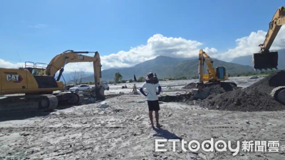 4部怪手開挖!花蓮佛祖街夫妻失聯9天 兒悲:只求帶爸媽回家