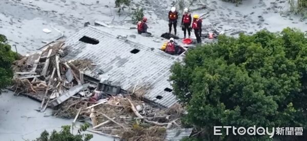 ▲▼馬太鞍溪堰塞湖潰壩後，光復鄉太平村、大同村共89戶受創嚴重且鄰近河床地勢抬高，已不適居住。（圖／花蓮縣政府提供，下同）