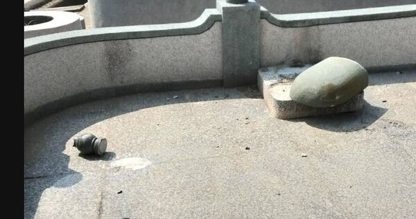 ▲彰化鹿港頂番里第12公墓遭人破壞。（圖／里長潘文生提供）