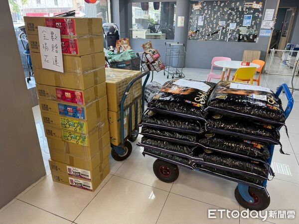 東森寵物援助光復災區毛孩。（圖／東森寵物提供）