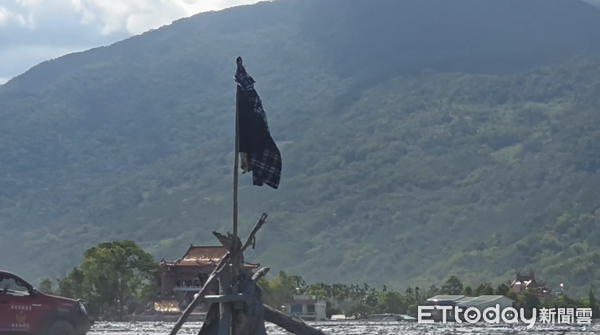 ▲▼花蓮林姓夫妻失聯9天，兒帶怪手返回工寮開挖。（圖／地方中心翻攝）