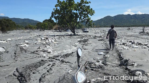 ▲▼花蓮林姓夫妻失聯9天，兒帶怪手返回工寮開挖。（圖／地方中心翻攝）
