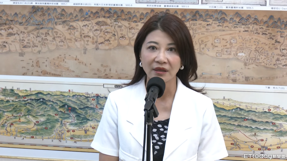 轟藍白強推「中配6改4」 林楚茵:急著擴大健保破口