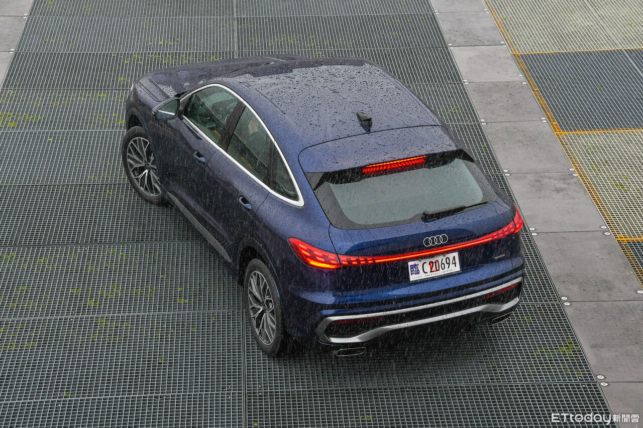 ▲台灣Audi下半年重點全員到齊！Q5、A6 e-tron、Q6 Sportback e-tron大秀肌肉。（圖／記者徐煜展攝）