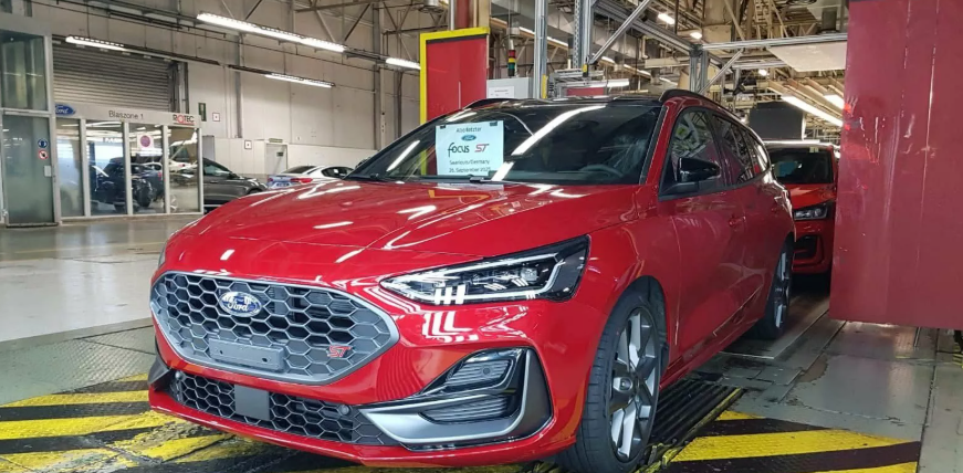 ▲最後一輛Focus ST從德國工廠下線！結束23年銷售歲月。（圖／翻攝自《Reddit》）