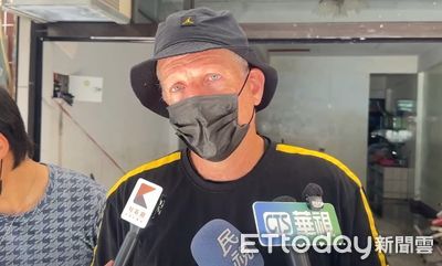 籃球場戰到災區!新北國王總教練率隊挺進光復 林書緯彎腰清淤