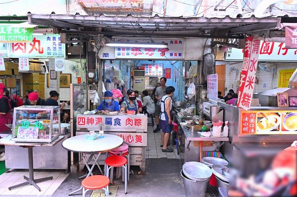 ▲▼永芳亭扁食肉粽。（圖／部落客橘子狗愛吃糖授權提供）