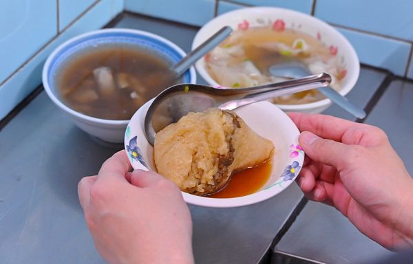 ▲▼永芳亭扁食肉粽。（圖／部落客橘子狗愛吃糖授權提供）