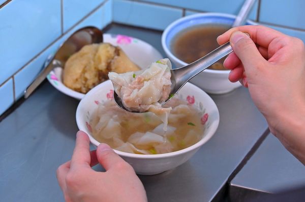 ▲▼永芳亭扁食肉粽。（圖／部落客橘子狗愛吃糖授權提供）