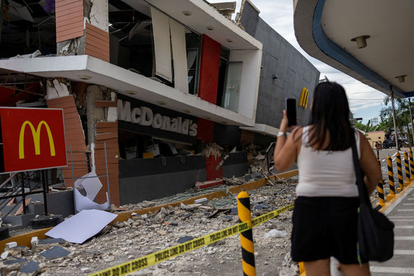 ▲▼ 菲律賓規模6.9強震。（圖／路透）