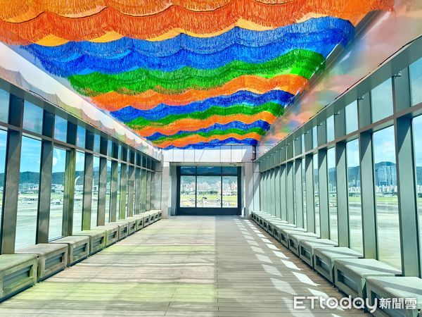 ▲▼松山機場觀景台。（圖／記者周湘芸攝）