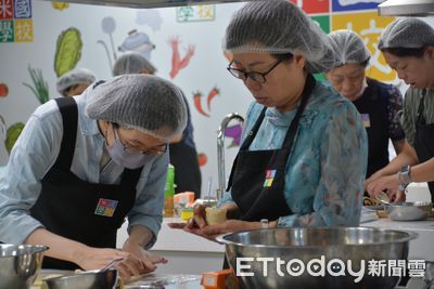 關山農會推廣大地食力課程 小朋友忍不住偷嚐烘焙食材