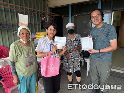 醫療送到家門口!門諾團隊機車挨家送藥 接送災區病患看門診