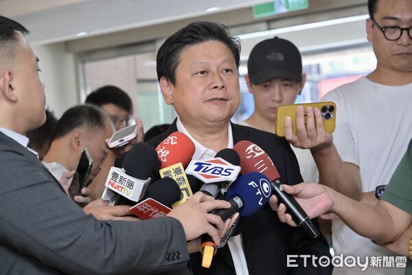 ▲▼立法院長韓國瑜、國民黨立法院黨團總召2日出席國民黨立法實務研討會。（圖／記者陳煥丞攝）