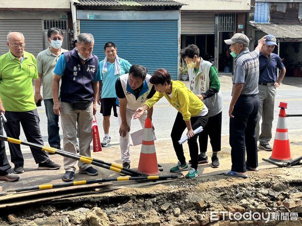 ▲立委陳亭妃強調「蹲點8年、準備8年」，要為台南完成最後一哩路。（記者林東良翻攝，下同）