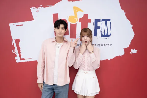 ▲▼李玉璽和13歲南韓甜心Seo EVE合作歌曲。（圖／Hit Fm聯播網提供）