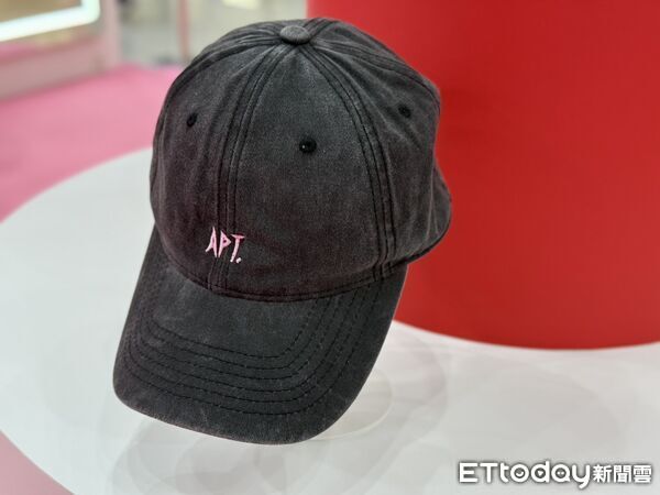 ▲▼BLACKPINK ROS&Eacute;快閃店登錄高雄。（圖／記者許宥孺攝）