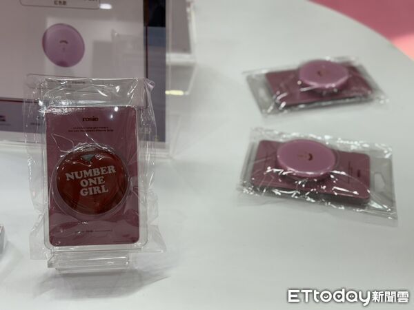 ▲▼BLACKPINK ROS&Eacute;快閃店登錄高雄。（圖／記者許宥孺攝）