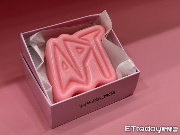 ▲▼BLACKPINK ROS&Eacute;快閃店登錄高雄。（圖／記者許宥孺攝）