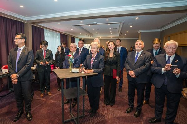 ▲▼外交部長林佳龍9月30日特別安排時間設宴，親自向長期力挺台灣的波蘭國會議員表達感謝。（圖／外交部提供）