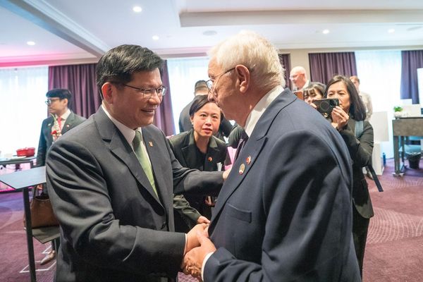 ▲▼外交部長林佳龍9月30日特別安排時間設宴，親自向長期力挺台灣的波蘭國會議員表達感謝。（圖／翻攝自Facebook／林佳龍）