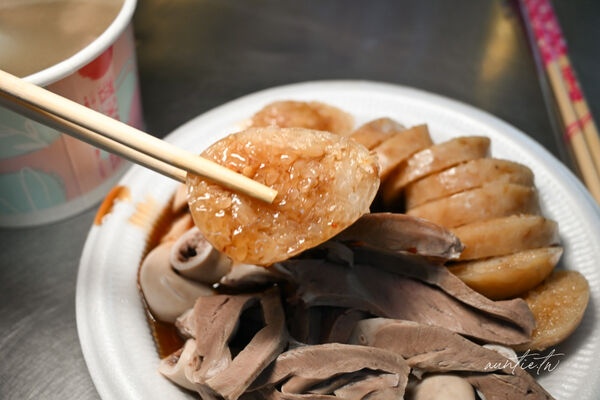 ▲▼仁愛市場大腸圈。（圖／部落客水晶安蹄不務正業過生活授權提供）