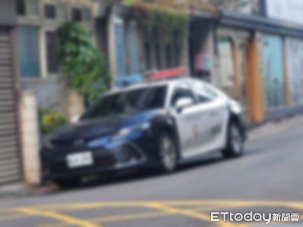 ▲▼北市內湖區命案，40多歲女、10歲女童死亡。（圖／記者黃彥傑攝）