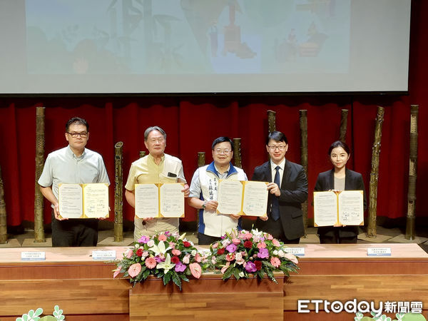 ▲屏科大與南投縣政府簽署兩項合作備忘錄。（圖／屏科大提供）