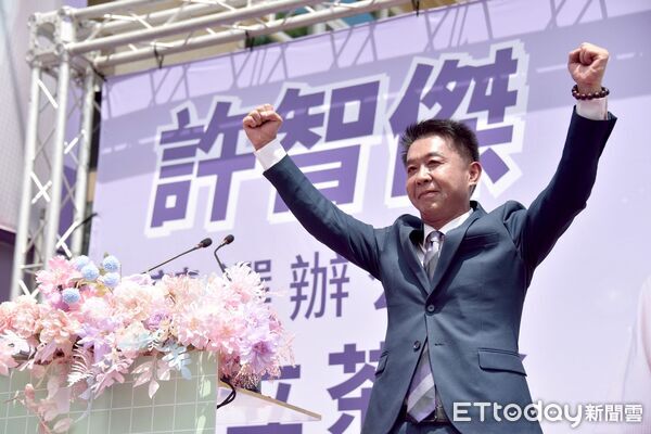 ▲▼高雄市長初選，立委賴瑞隆、邱議瑩、許智傑、林岱樺。（圖／記者賴文萱翻攝）