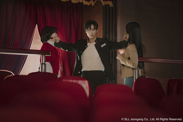 ▲▼ 辛叡恩為閨蜜掏筆狠刺主管　分手摯愛。（圖／Hami Video提供）