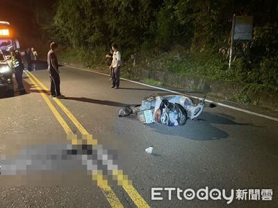 獨 ∕ 機車擦撞聯結車倒地　騎士輕傷「乘客頭部破裂」命危