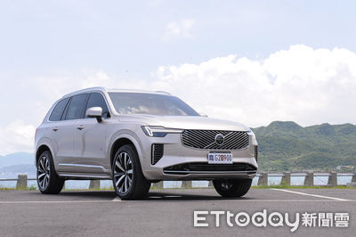 Volvo XC90 B5 Plus試駕 十年內二度精進、成熟豪華休旅再現