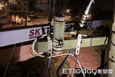 金門金城鎮348戶半夜突停電！「鹽塵害」釀禍　1小時復電完畢