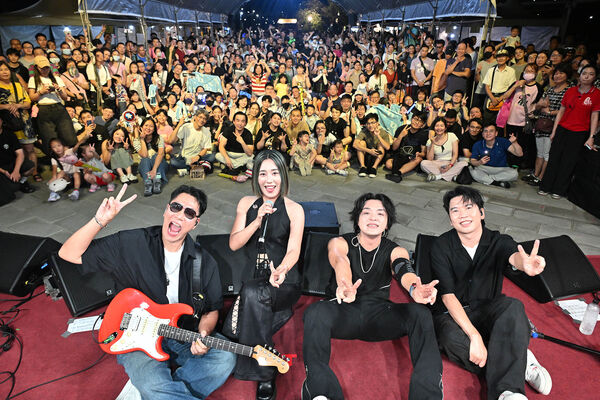 ▲▼張秀卿、陳昶均、小男孩樂團。（圖／新莊區公所提供）
