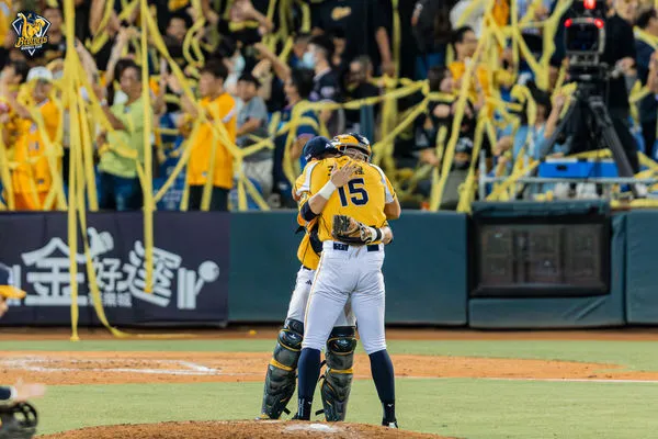 ▲中信兄弟下半季封王，投手王凱程            。（圖／中信兄弟提供）