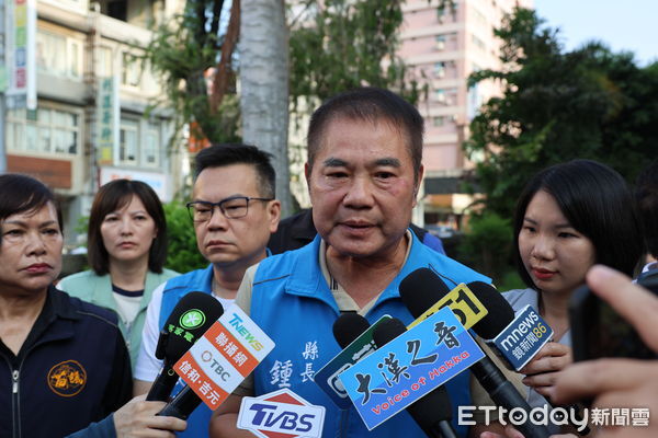 ▲苗栗市隨機刺傷路人案，苗栗縣長鍾東錦今天啟動護童專案，安排社會不安情緒，呼籲修法彌補社會安全網。（圖／記者楊永盛攝）