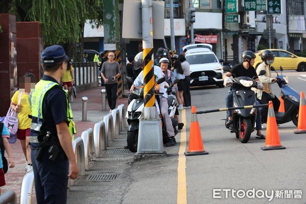▲苗栗市隨機刺傷路人案，苗栗縣長鍾東錦今天啟動護童專案，安排社會不安情緒，呼籲修法彌補社會安全網。（圖／記者楊永盛攝，下同）