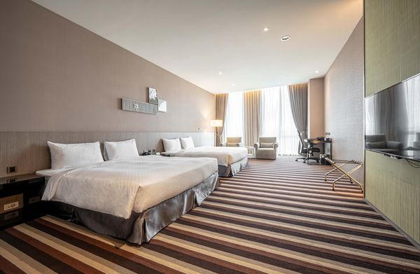 ▲苗栗頭份尚順育樂世界的君樂飯店。（圖／業者提供）