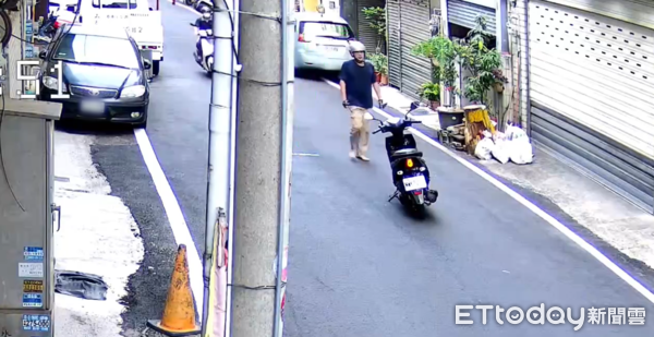 ▲▼苗栗隨機砍人，第一現場曝光，徐姓女童當街遭砍。（圖／記者楊永盛翻攝）