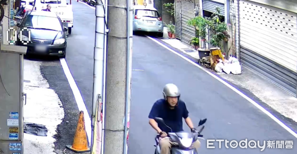 ▲▼苗栗隨機砍人，第一現場曝光，徐姓女童當街遭砍。（圖／記者楊永盛翻攝）