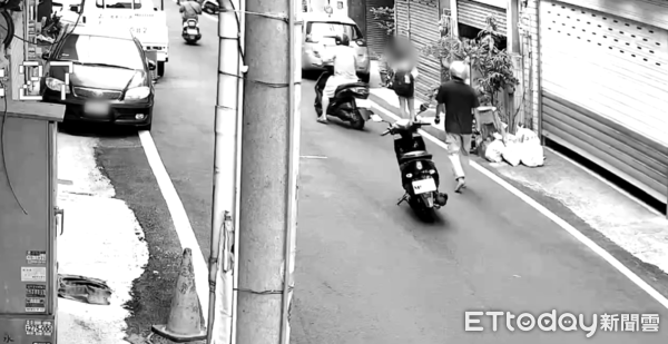 ▲▼（變色版）苗栗隨機砍人，第一現場曝光，徐姓女童當街遭砍。（圖／記者楊永盛翻攝）