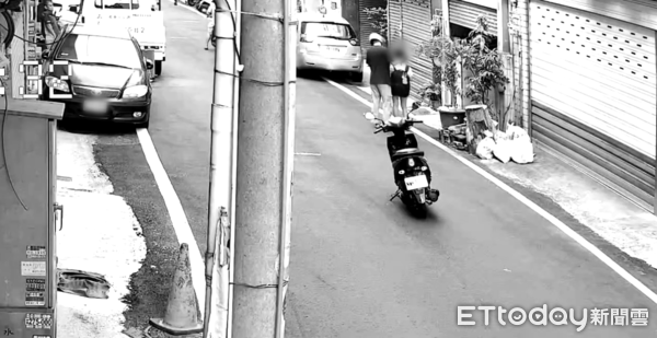 ▲▼（變色版）苗栗隨機砍人，第一現場曝光，徐姓女童當街遭砍。（圖／記者楊永盛翻攝）